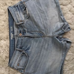 Levi's High Rise Denizen Shorts